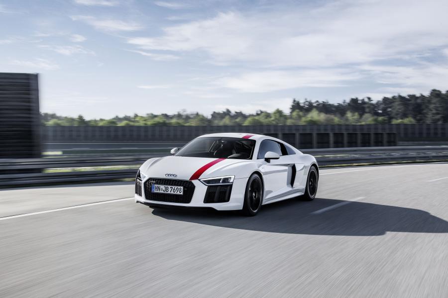  Audi R8 V10 RWS 2017 года  (WW) (фото 42 из 81)